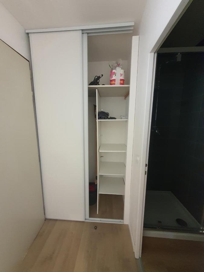 Studio Au Calme Espace Exterieur Parking Gratuit Dans La Rue Grenoble Exterior foto