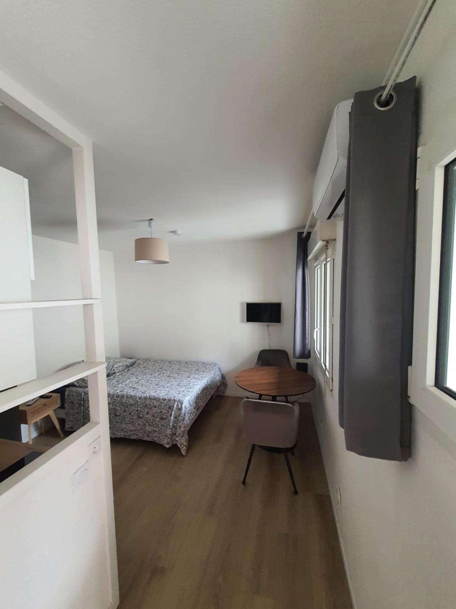 Studio Au Calme Espace Exterieur Parking Gratuit Dans La Rue Grenoble Exterior foto